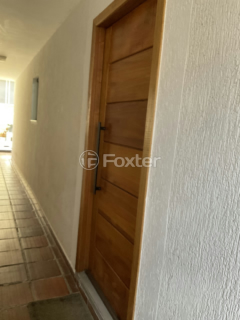 Image 29 - 897835