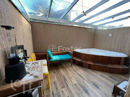 Image 31 - 897852