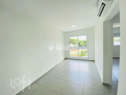 Image 27 - 897977