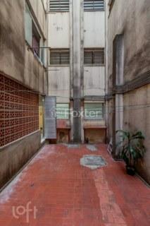 Image 26 - 897979