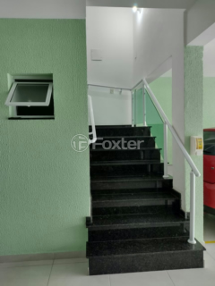 Image 31 - 898365