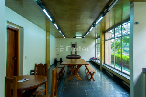 Image 68 - 898498