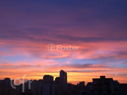 Image 31 - 898912