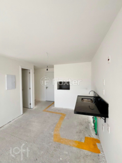 Image 3 - 899129