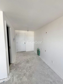 Image 3 - 899353