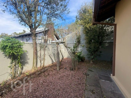 Image 31 - 899530