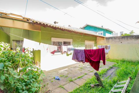 Image 39 - 899740