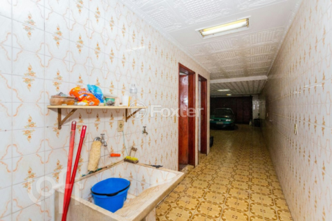 Image 67 - 899768