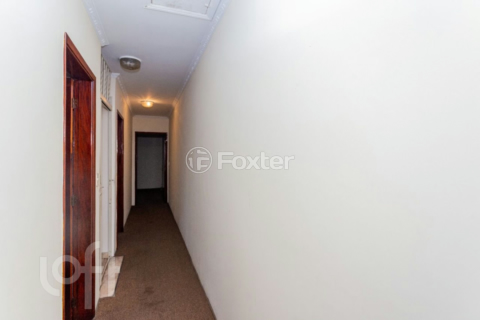 Image 35 - 899768