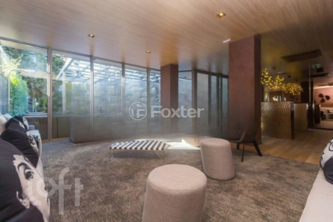 Image 39 - 899997
