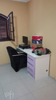 Image 4 - 900135