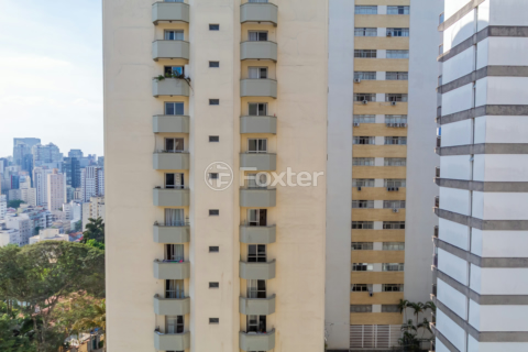 Image 51 - 900419