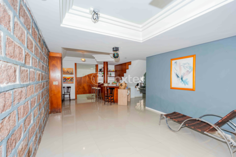 Image 32 - 900872