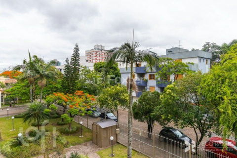 Image 23 - 902870