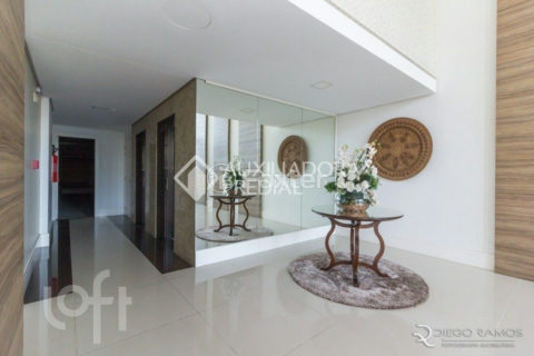Image 5 - 903477