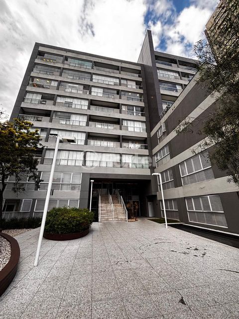 Image 26 - 903513