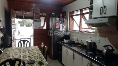 Image 33 - 903652