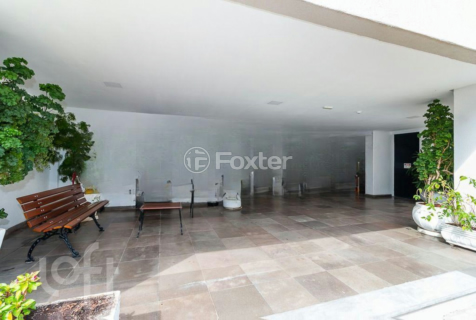 Image 37 - 903863