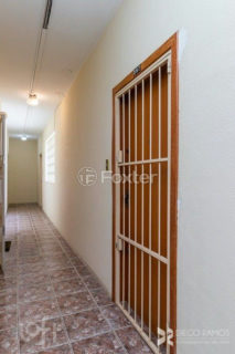 Image 8 - 904453