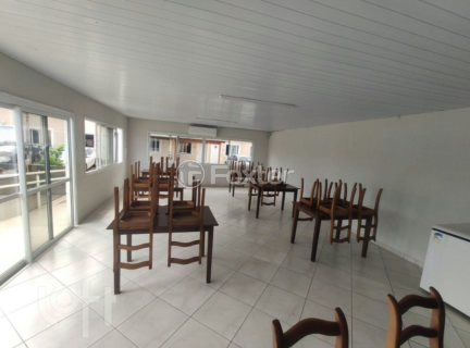 Image 20 - 904654