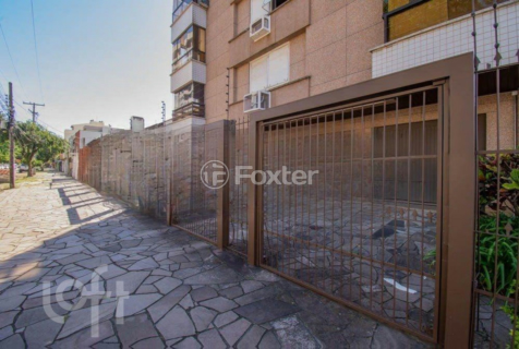 Image 32 - 904703