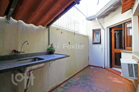 Image 32 - 905073