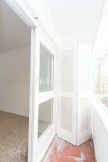 Image 35 - 905644