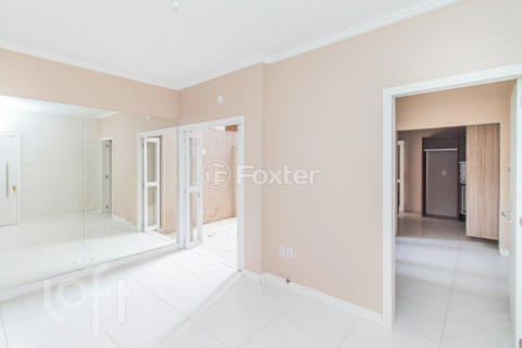 Image 4 - 908241