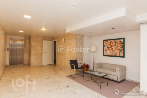 Image 7 - 908976