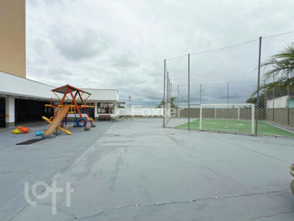 Image 30 - 909658