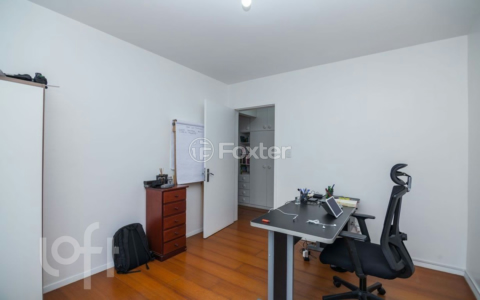 Image 7 - 909797