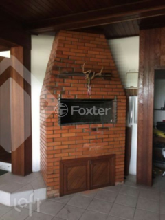 Image 5 - 910410