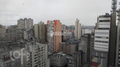 Image 18 - 912077
