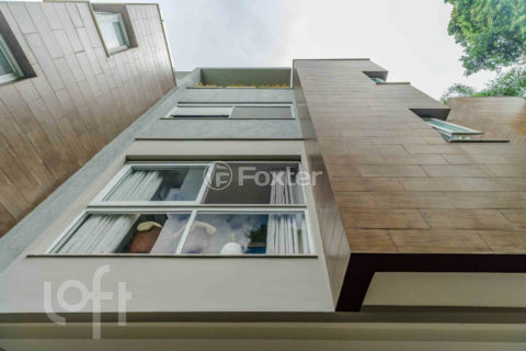 Image 37 - 912287