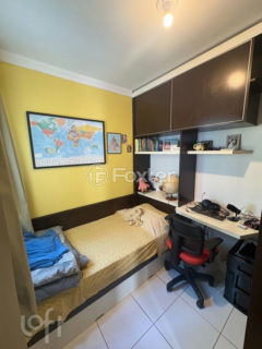 Image 14 - 912383
