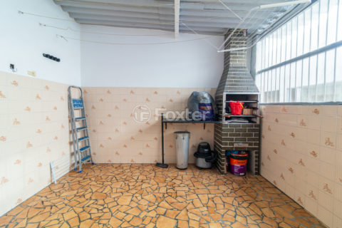 Image 42 - 913652