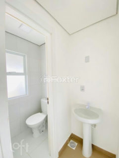Image 4 - 914140
