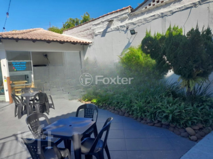 Image 51 - 915002