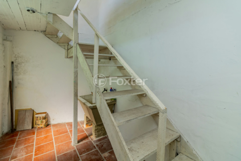 Image 33 - 915149