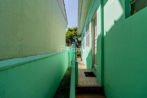 Image 40 - 915149