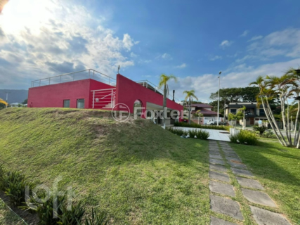 Image 40 - 915220