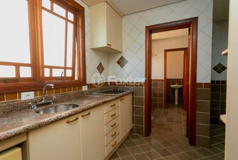 Image 35 - 915305
