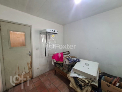 Image 33 - 915338