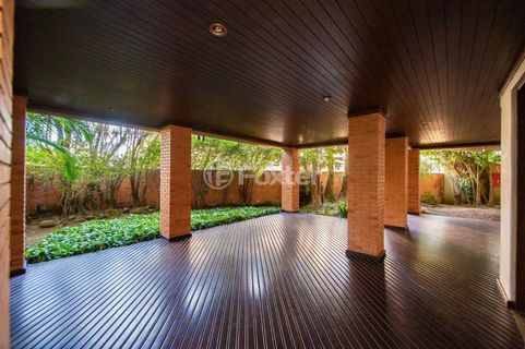 Image 42 - 915385