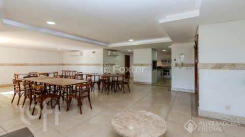 Image 31 - 915593