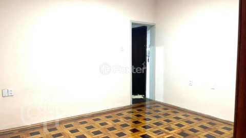 Image 3 - 915624