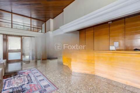 Image 36 - 915724