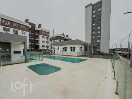 Image 4 - 915758