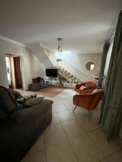 Image 3 - 915859