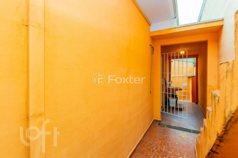 Image 38 - 915872